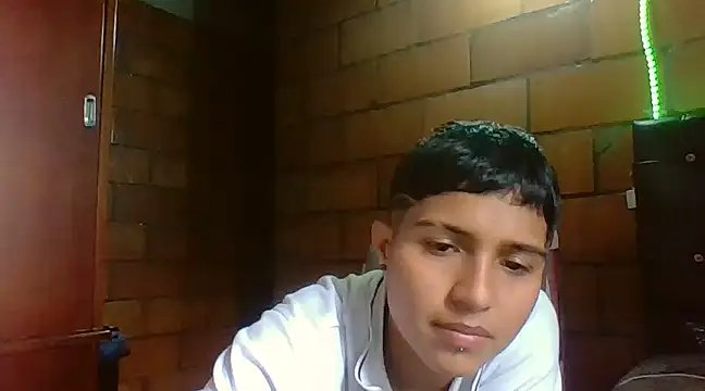 cora-gunn online show from 03-12-25, 09:03