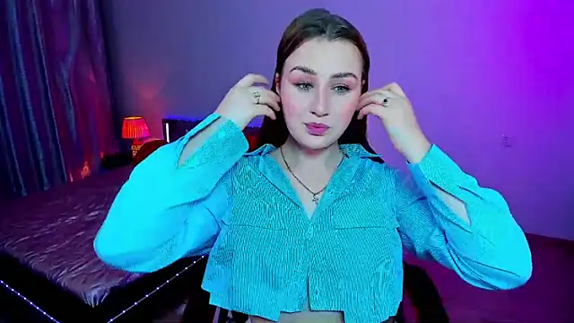 Snapshot of Sofia_beautifuul chatting on 11-09-25, 03:16 Sofia beautifuul online show from 11-09-25, 03:16