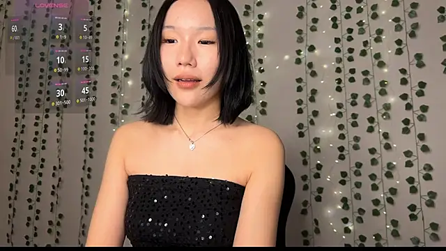Asian Vi online show from 04-26-26, 07:44