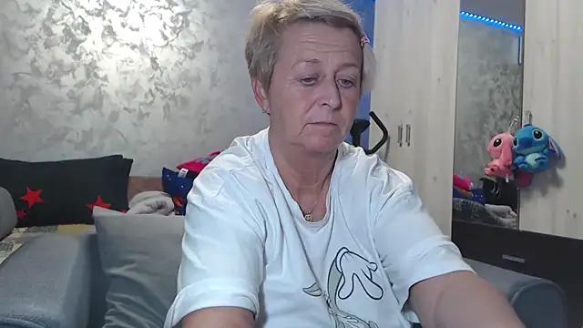 RosesandLillies online show from 03-18-26, 05:27