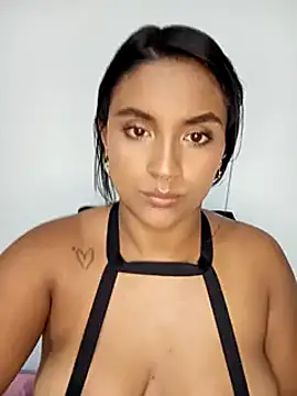 victoria roussee online show from 02-26-25, 03:21