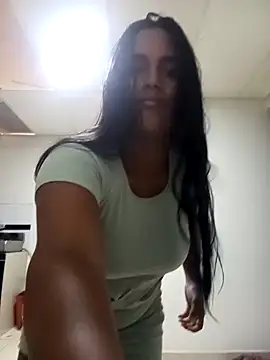 victoria roussee online show from 03-04-25, 12:22