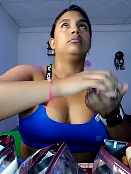 victoria roussee online show from 10-19-25, 11:22