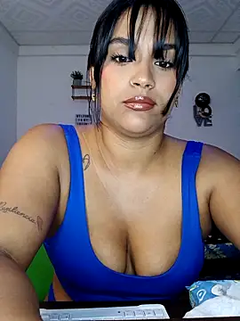 victoria roussee online show from 11-15-25, 10:23