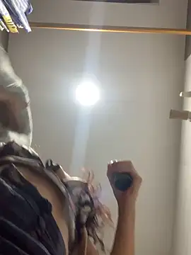 NatashaRex online show from 11-30-25, 05:44