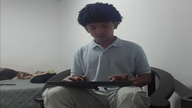 Magno 03 online show from 04-15-26, 04:08