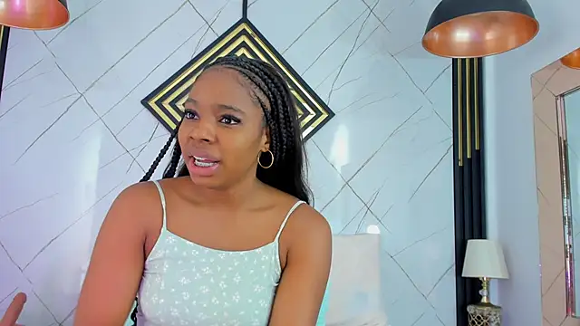 EmilyDiaaz online show from 10-18-25, 12:17