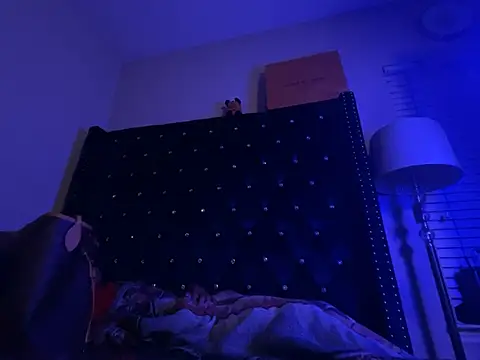 Snapshot of celestefantasea chatting on 02-25-25, 09:09 celestefantasea online show from 02-25-25, 09:09