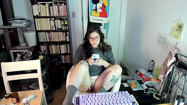 Rosiee69  online show from 11-17-25, 09:42