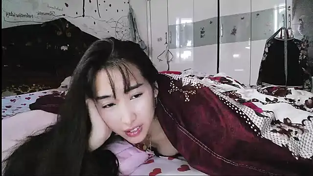 hebe-02 online show from 10-30-25, 01:29