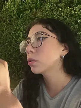 Alice surprise online show from 03-23-25, 05:54