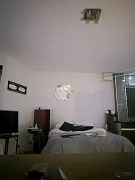 Snapshot of Mrnutella chatting on 02-26-25, 07:09 Mrnutella online show from 02-26-25, 07:09