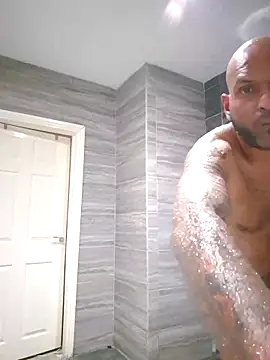 Snapshot of Mrnutella chatting on 02-27-25, 12:10 Mrnutella online show from 02-27-25, 12:10