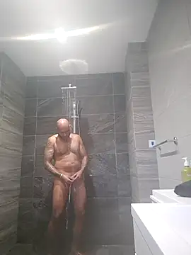 Snapshot of Mrnutella chatting on 03-20-25, 05:36 Mrnutella online show from 03-20-25, 05:36