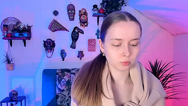 Snapshot of JenniferGraces chatting on 05-26-26, 06:15 JenniferGraces online show from 05-26-26, 06:15
