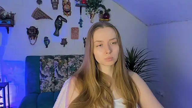 Snapshot of JenniferGraces chatting on 06-11-26, 04:38 JenniferGraces online show from 06-11-26, 04:38
