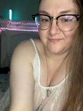 HTXBELLE online show from 03-15-25, 11:40