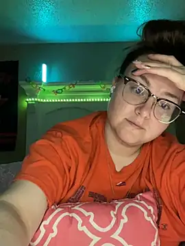 HTXBELLE online show from 03-18-25, 07:52