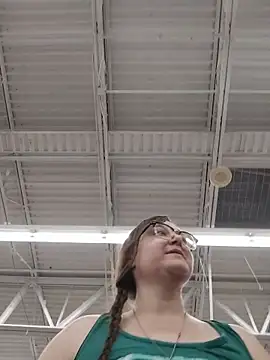 HTXBELLE online show from 11-22-25, 04:33