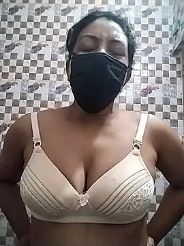 Snapshot of cuteangel9999 chatting on 02-27-25, 07:44 cuteangel9999 online show from 02-27-25, 07:44