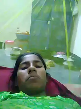 Snapshot of SEXY-boudi43 chatting on 02-18-25, 05:10 SEXY-boudi43 online show from 02-18-25, 05:10