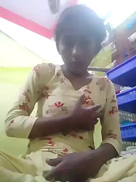 Snapshot of SEXY-boudi43 chatting on 02-21-25, 03:23 SEXY-boudi43 online show from 02-21-25, 03:23