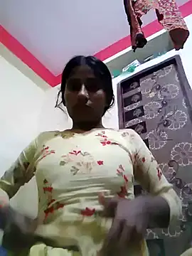 Snapshot of SEXY-boudi43 chatting on 03-03-25, 11:44 SEXY-boudi43 online show from 03-03-25, 11:44