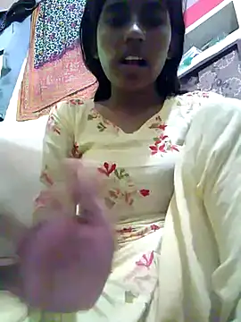 Snapshot of SEXY-boudi43 chatting on 03-08-25, 04:34 SEXY-boudi43 online show from 03-08-25, 04:34