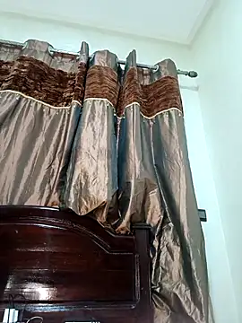 Louli ta online show from 09-28-25, 07:19