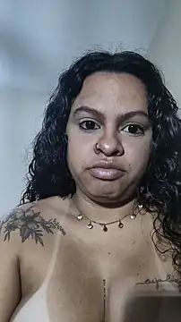 Snapshot of amandinhamorena chatting on 10-24-25, 03:52 amandinhamorena online show from 10-24-25, 03:52