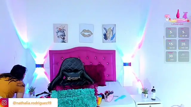 Nathalia rodriguezz online show from 10-02-25, 08:16