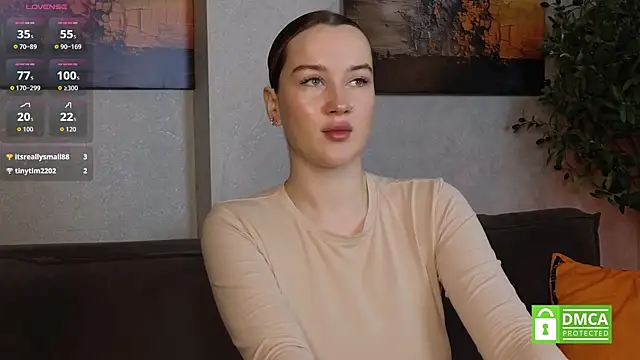 Snapshot of Anna_Carters chatting on 10-17-25, 04:26 Anna Carters online show from 10-17-25, 04:26