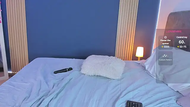 AbellaFox  online show from 02-25-25, 10:15