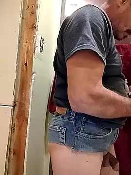 Snapshot of bimexpoexist chatting on 01-21-25, 02:54 bimexpoexist online show from 01-21-25, 02:54