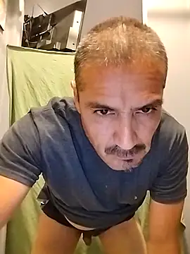 Snapshot of bimexpoexist chatting on 03-23-25, 08:15 bimexpoexist online show from 03-23-25, 08:15