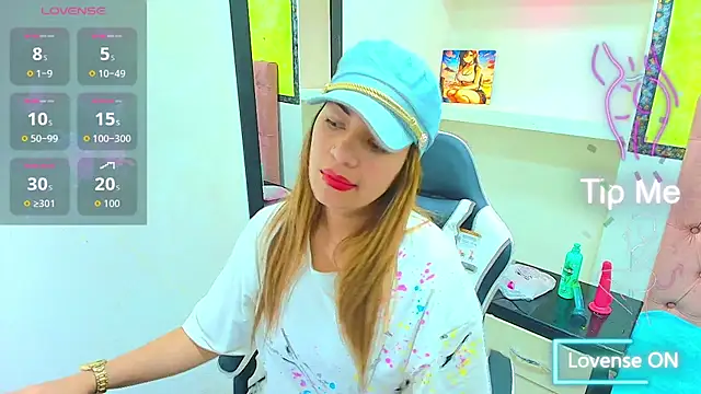 Snapshot of Rihana_Milan chatting on 09-21-25, 12:40 Rihana Milan online show from 09-21-25, 12:40