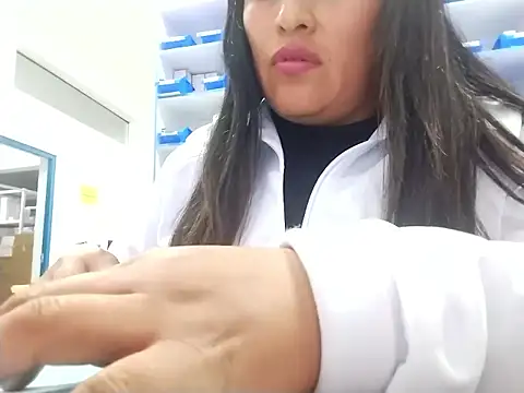 Lobitasexiii online show from 10-11-25, 04:44