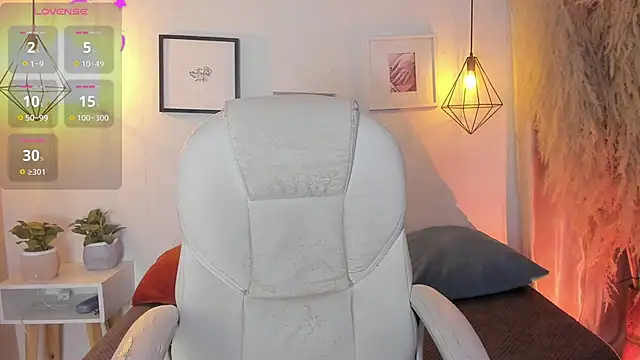 iiangel  online show from 10-02-25, 03:13