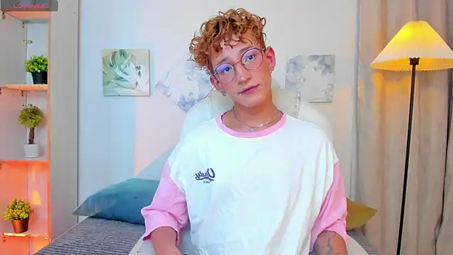 iiangel  online show from 01-14-26, 03:23