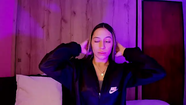 TANIA 06 online show from 04-29-26, 01:15