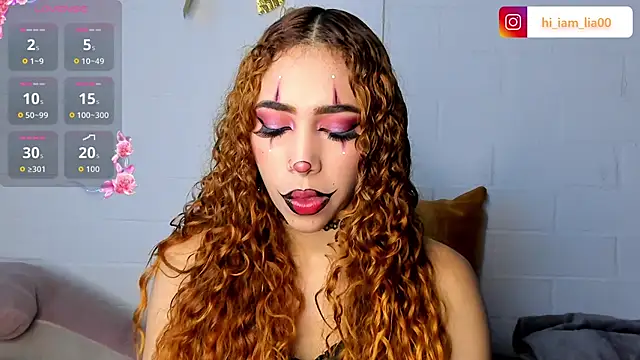 LiaHansson online show from 10-31-25, 05:03