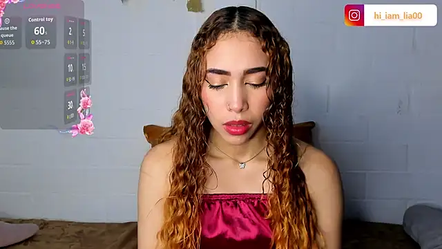 LiaHansson online show from 11-18-25, 05:28