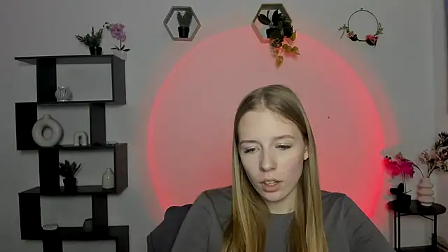 Snapshot of AnnNorriss chatting on 02-26-25, 04:45 AnnNorriss online show from 02-26-25, 04:45