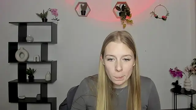 Snapshot of AnnNorriss chatting on 02-26-25, 07:49 AnnNorriss online show from 02-26-25, 07:49