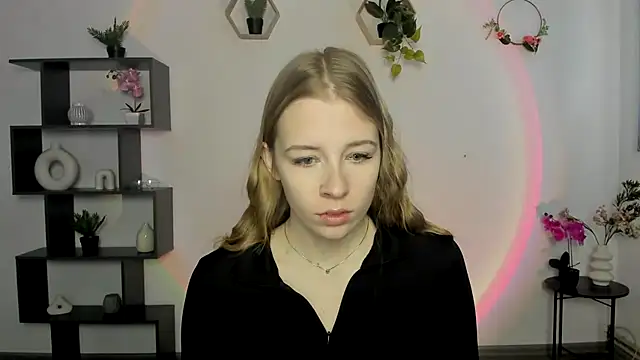 Snapshot of AnnNorriss chatting on 03-02-25, 06:37 AnnNorriss online show from 03-02-25, 06:37