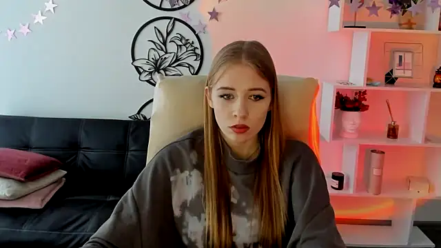 Snapshot of AnnNorriss chatting on 03-05-25, 02:01 AnnNorriss online show from 03-05-25, 02:01