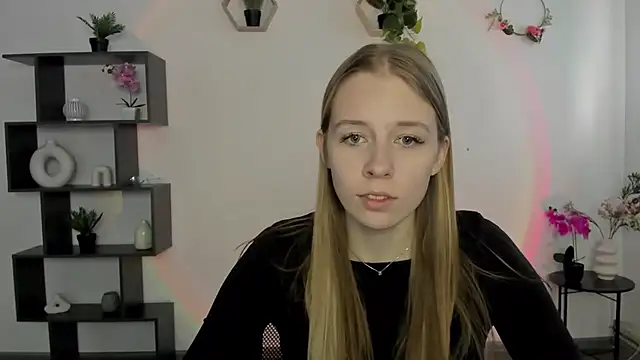 Snapshot of AnnNorriss chatting on 03-06-25, 01:57 AnnNorriss online show from 03-06-25, 01:57