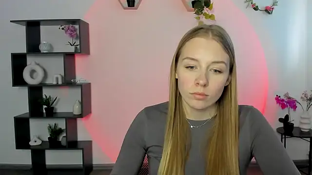 Snapshot of AnnNorriss chatting on 03-12-25, 12:57 AnnNorriss online show from 03-12-25, 12:57