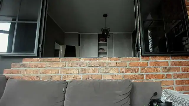 Snapshot of AnnNorriss chatting on 09-10-25, 05:07 AnnNorriss online show from 09-10-25, 05:07