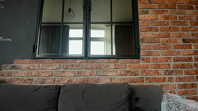 Snapshot of AnnNorriss chatting on 09-11-25, 05:18 AnnNorriss online show from 09-11-25, 05:18